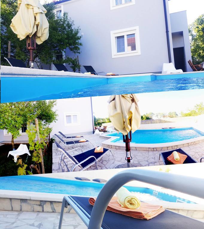 Guest House Ilic Loborika Экстерьер фото