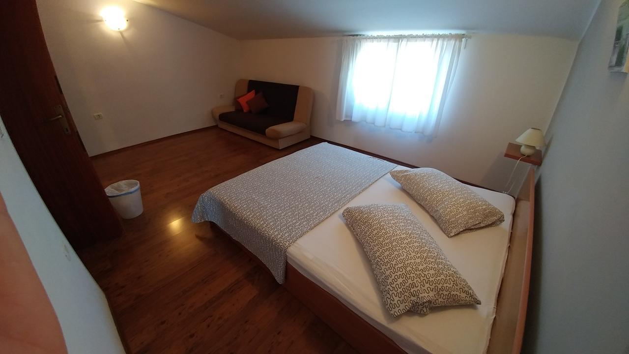 Guest House Ilic Loborika Экстерьер фото
