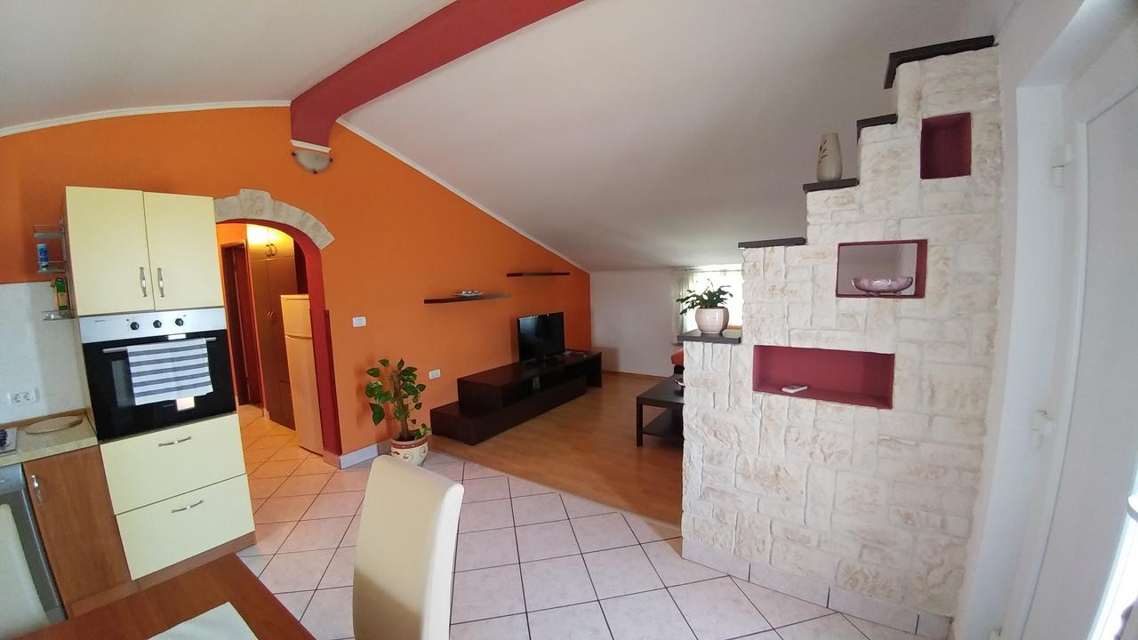 Guest House Ilic Loborika Экстерьер фото