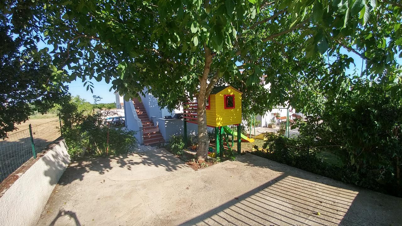 Guest House Ilic Loborika Экстерьер фото