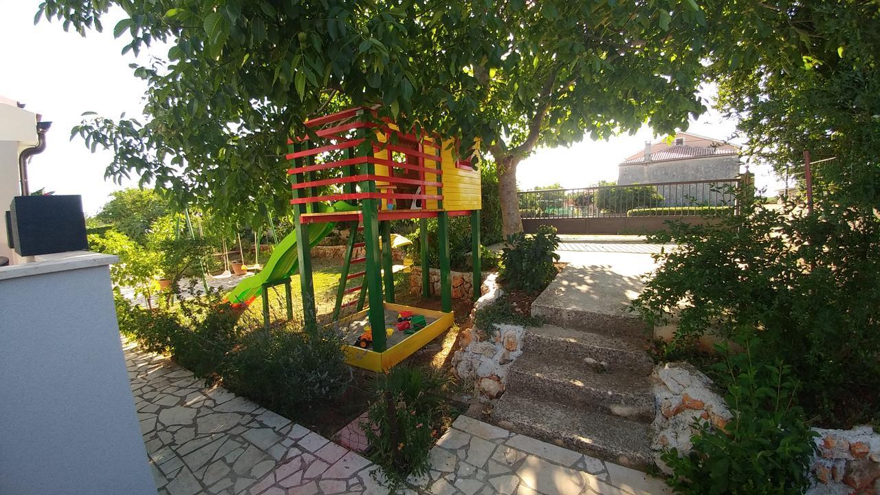 Guest House Ilic Loborika Экстерьер фото